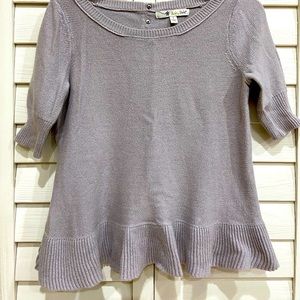 Gray short-sleeved sweater!